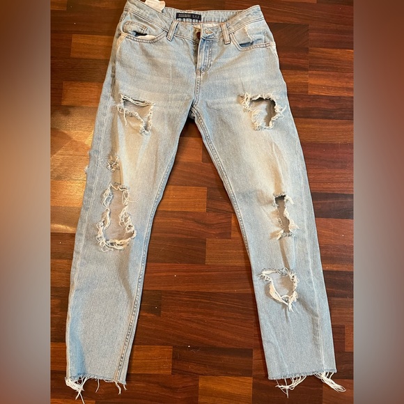 Zara Denim - Zara Basic Denim Jeans. Size 00.